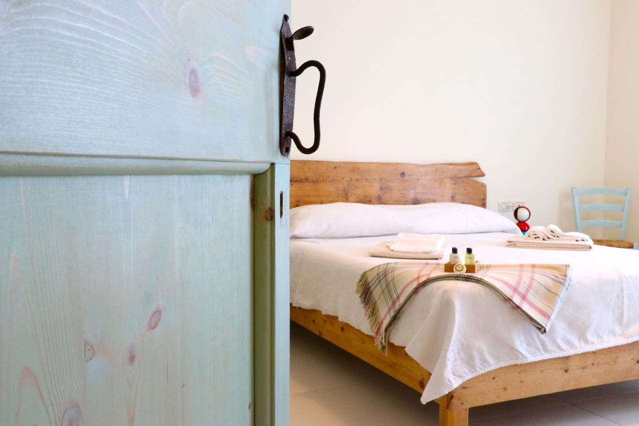 B&B Villa Olesia Ostra Екстер'єр фото